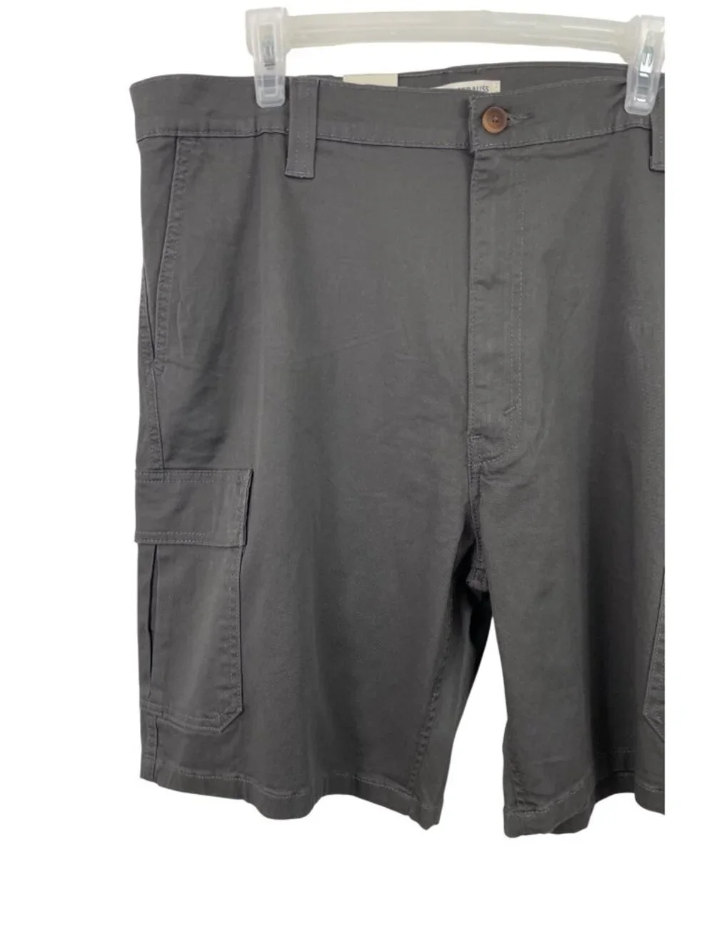Levis Strauss Signature Mens Size 40 Gray Essential Cargo Shorts